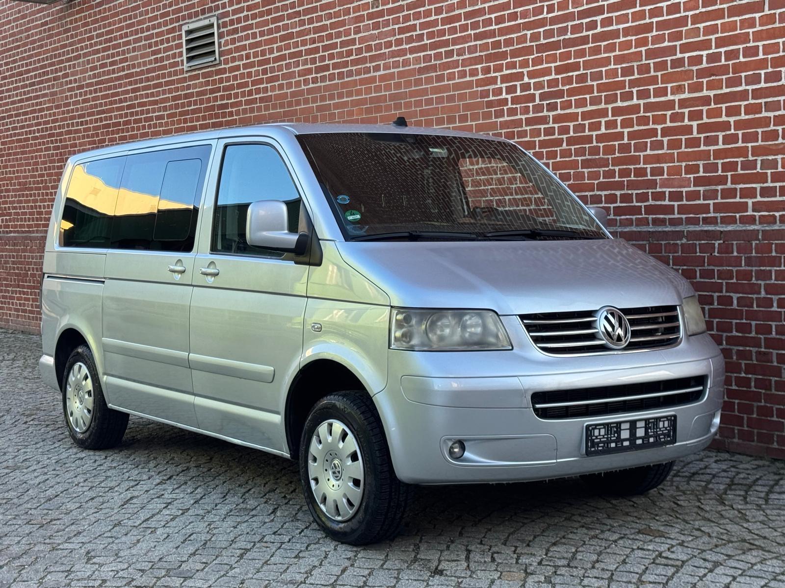 Volkswagen T5 Multivan 2,5TDI  Comfortline
