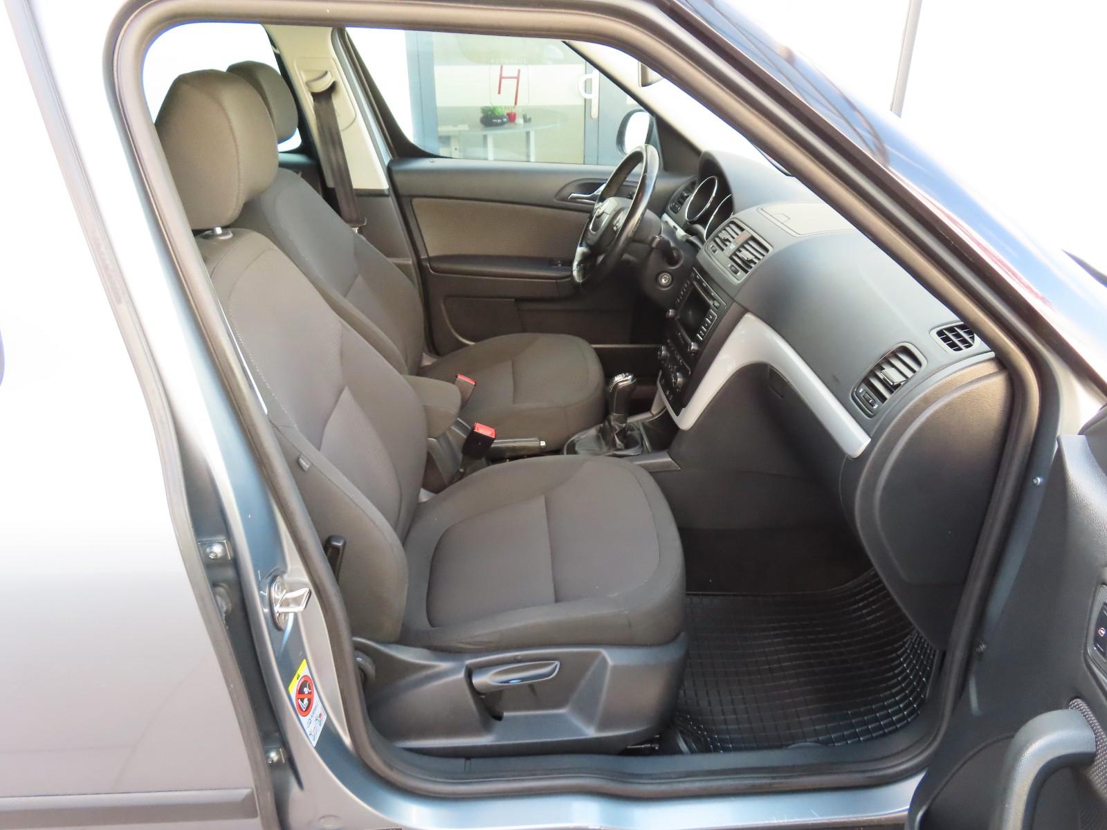 Skoda Yeti 2.0 TDI 170 ch 4x4 Ambition Plus • GPS • Attelage • Sièges chauffants • Clim bizone