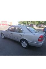 Mercedes-Benz Mercedes C220  Automatik  2. Hand  bald... - Mercedes-Benz C 220 mit Benzin-Antrieb