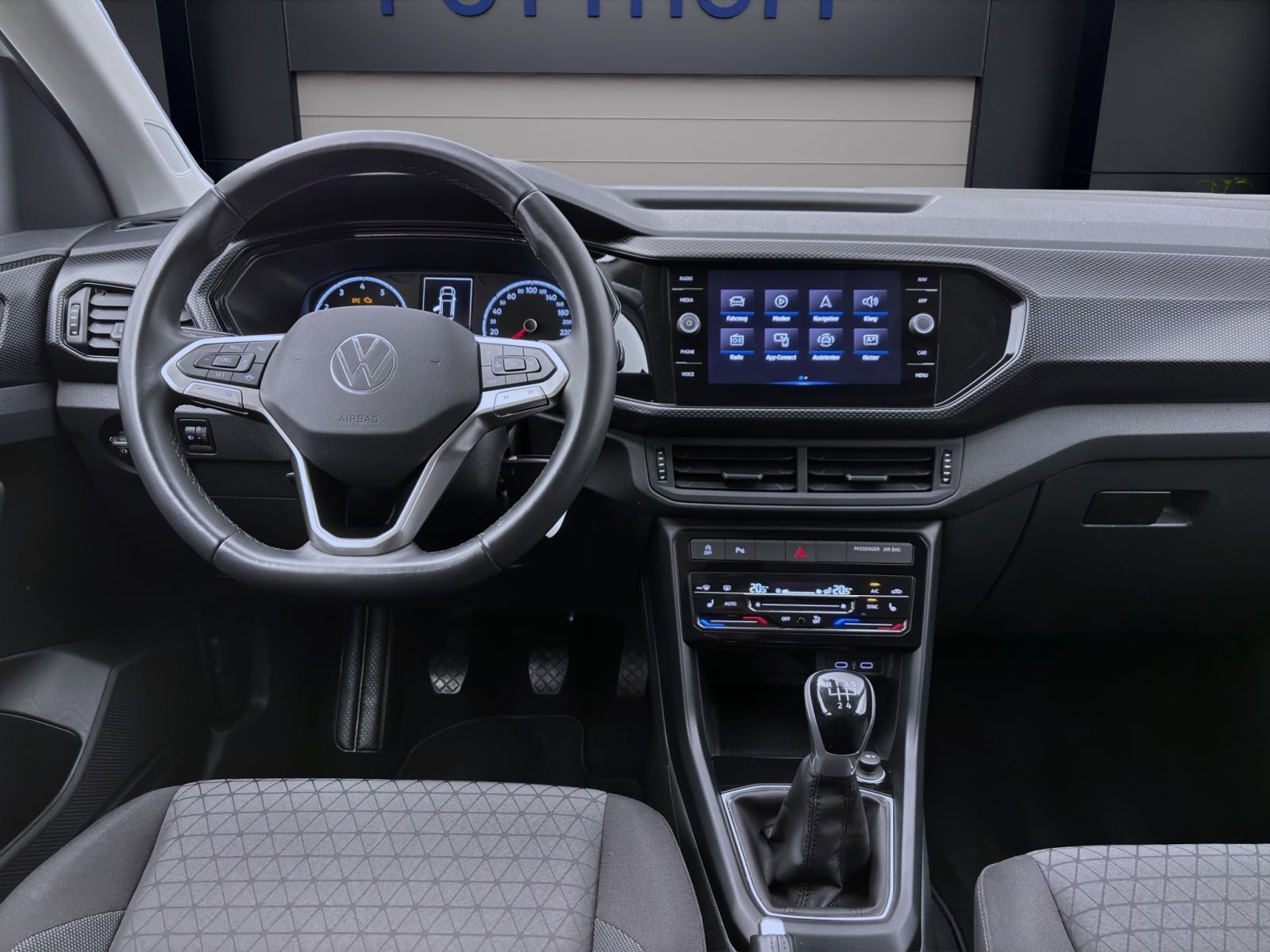 Volkswagen T-Cross - Bild 13