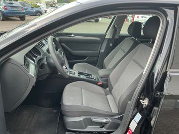 Volkswagen Passat Variant - 10