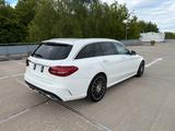 Mercedes-Benz C 300 d T AMG FACELIFT Panorama Kamera Burmester - Mercedes-Benz C-Klasse: Facelift