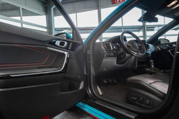 Bild 12 Kia cee'd / Ceed GT ; Gia Cuzzo Veredelung; Schalter