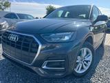 Audi Q5 40 TDI Quattro Basis/LED/E.Klappe/204PS/4*4/ - Audi Q5: Ps