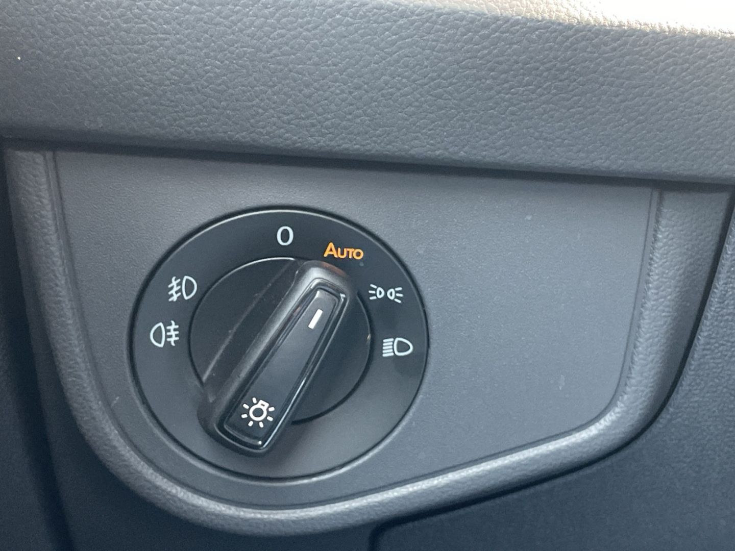 Taigo 1.0 TSI DSG R-Line ACC/App-Connect/Matrix/
