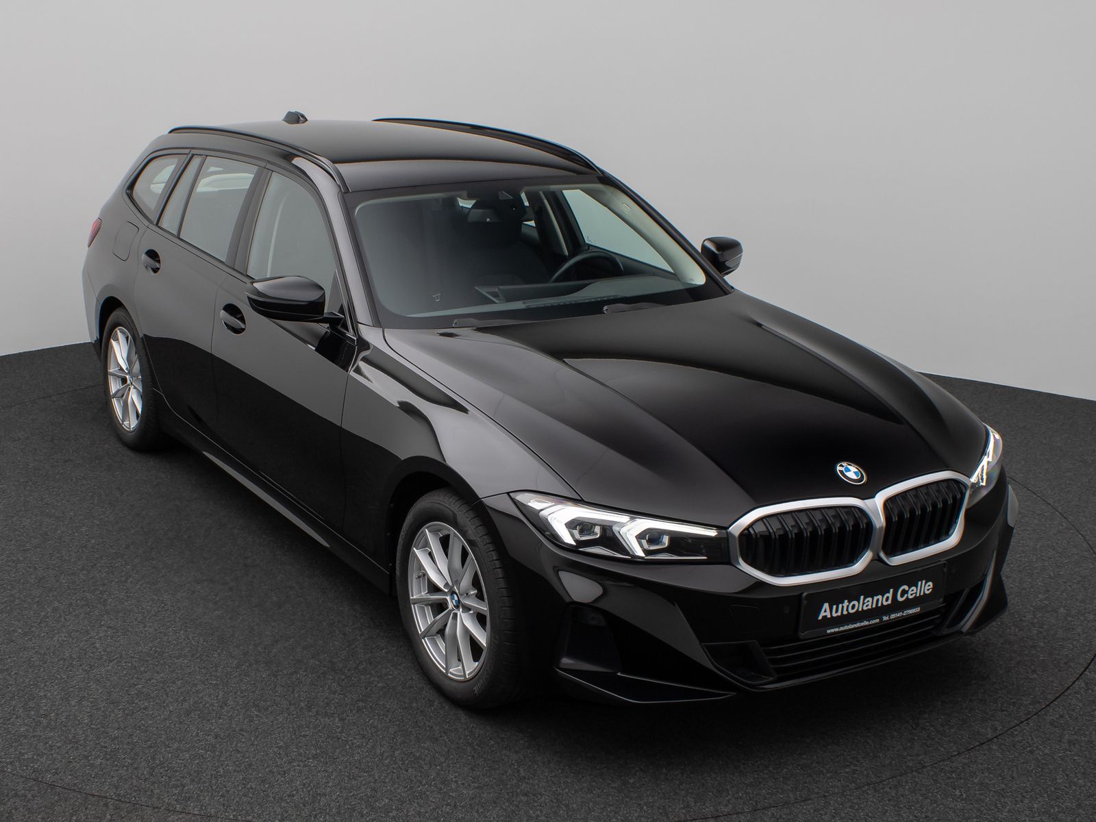 Fahrzeugabbildung BMW 318i DAB CockPit+ PDC Geschwindigkeitsreg LED