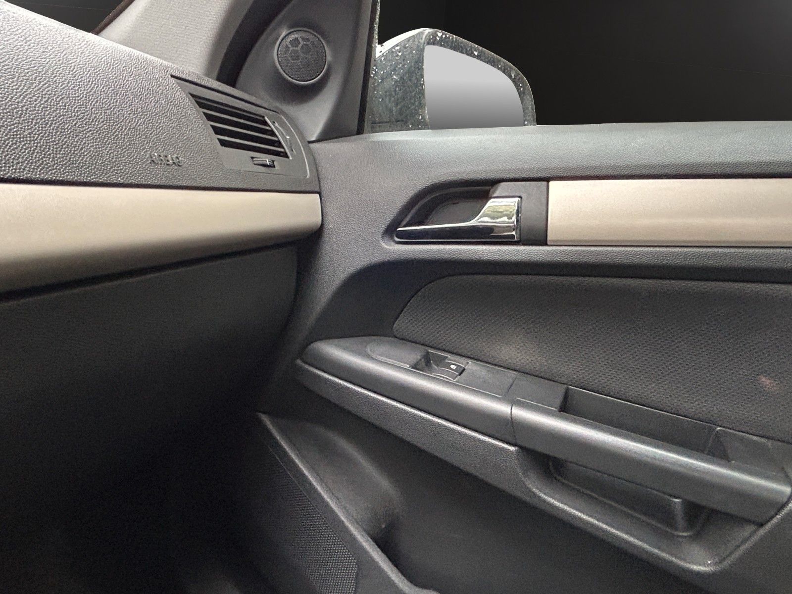 Fahrzeugabbildung Opel Astra H Lim. Edition/Service Neu/Klima/Tempomat