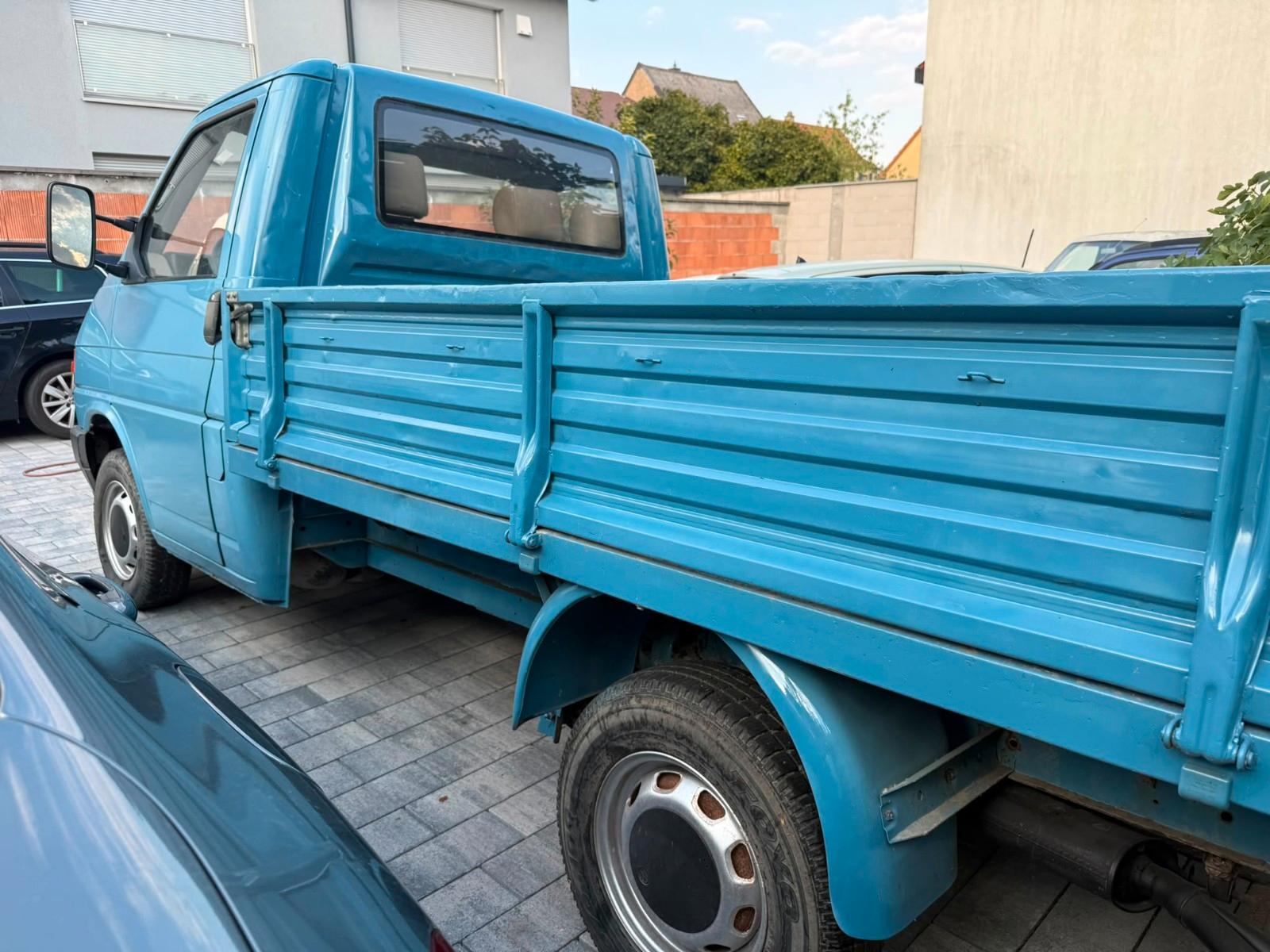 Volkswagen T4 Pritsch Oldtimer.
