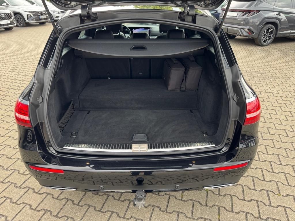Fahrzeugabbildung Mercedes-Benz E 300 de T 4M AMG AHK ACC HUD Sitzklima Burmest.