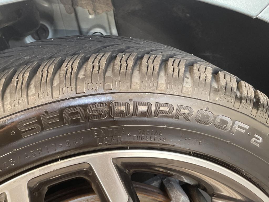 Kia Ceed SW 1.5 T-GDI DCT Spirit