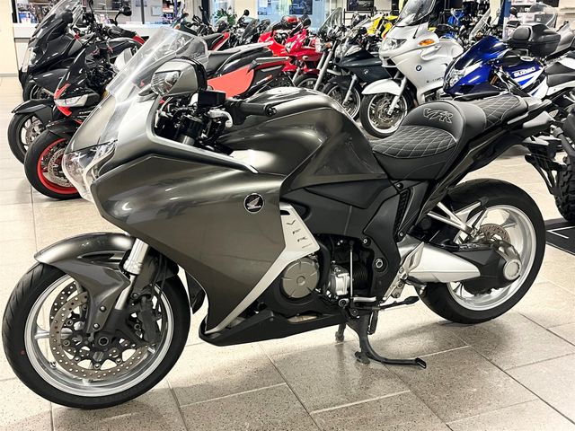 Honda VFR1200 FD VFR1200 F