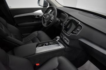 Fahrzeugabbildung Volvo XC90 Momentum Leder,Navi,7 Sitzer,SH,LED,LM 19"