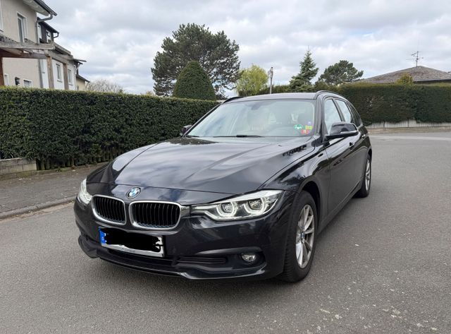 BMW BMW 3er Touring Touring 320d LED/ NAVI/ PDC