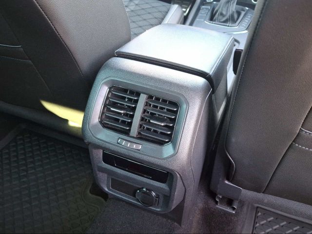 TIGUAN 2.0 TDI DSG R-LINE CAM+IQ.LIGHT+AZV+NAVI