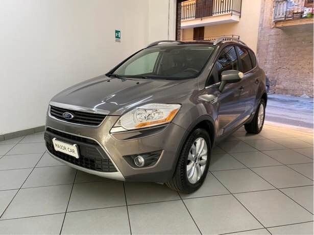 Ford Kuga 2.0 TDCi 163 CV 4WD Titanium con Ganci