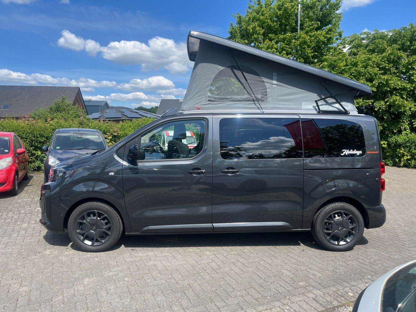 Fahrzeugabbildung Citroën Holidays BlueHDi 145 S&S ACC