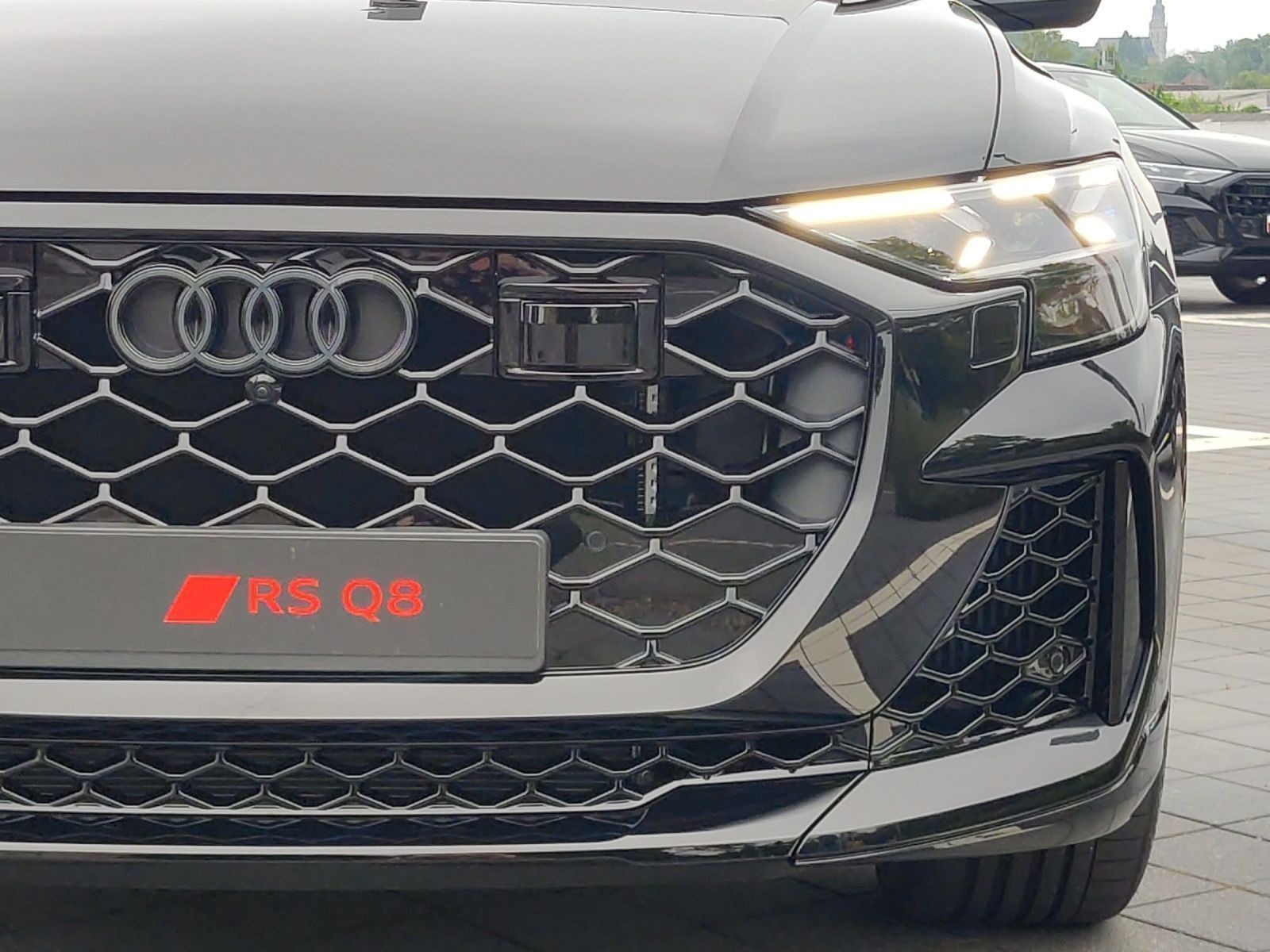 Audi RSQ8 - Bild 13