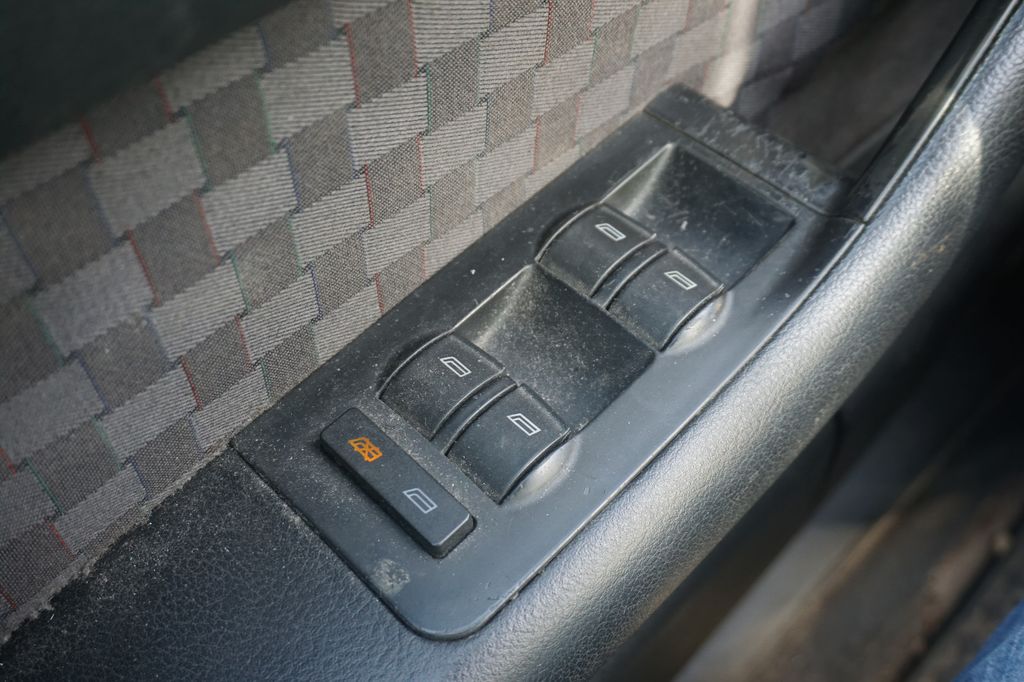 AUDI A6 9