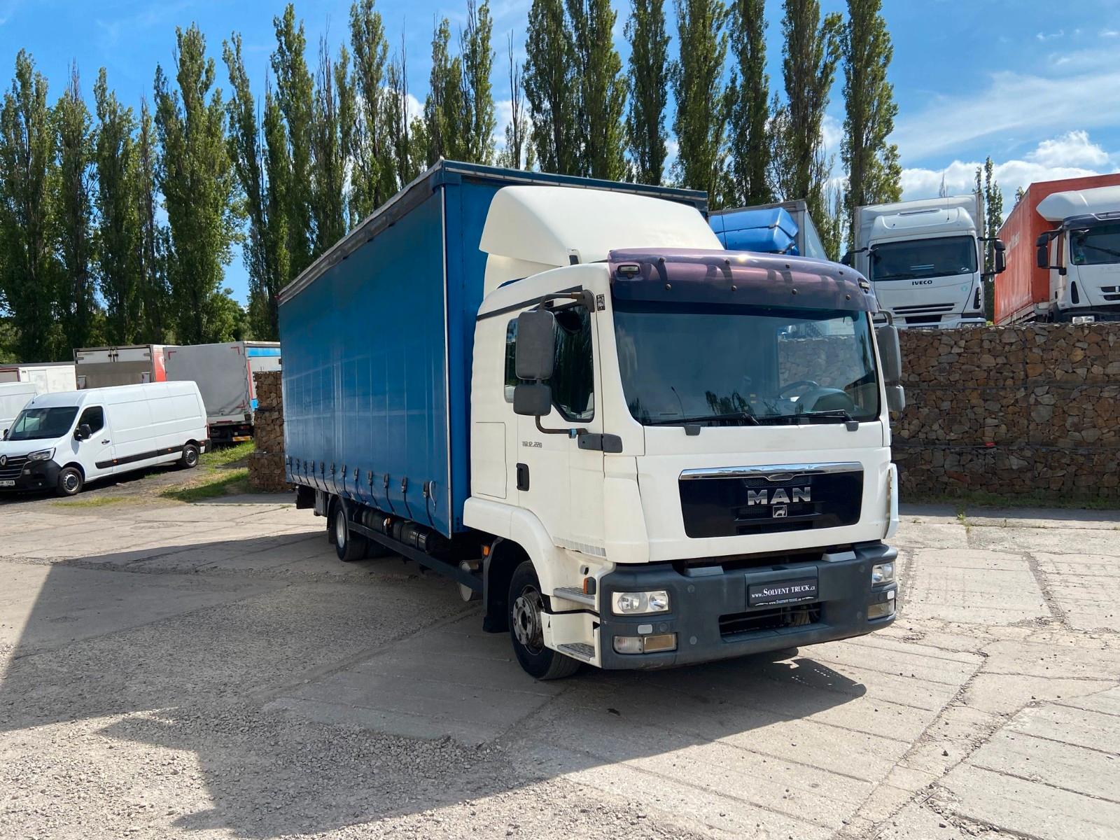 MAN TGL 12.220, Euro 5, Ladebordwand
