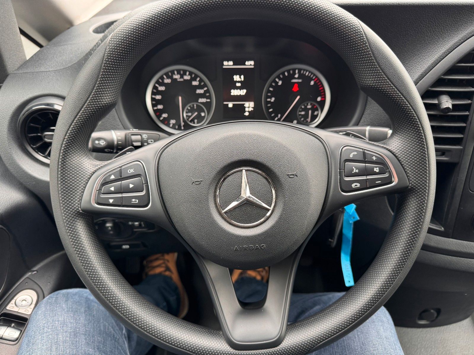 Fahrzeugabbildung Mercedes-Benz Vito 114 CDI Tourer Extral 9G Klima Kamera