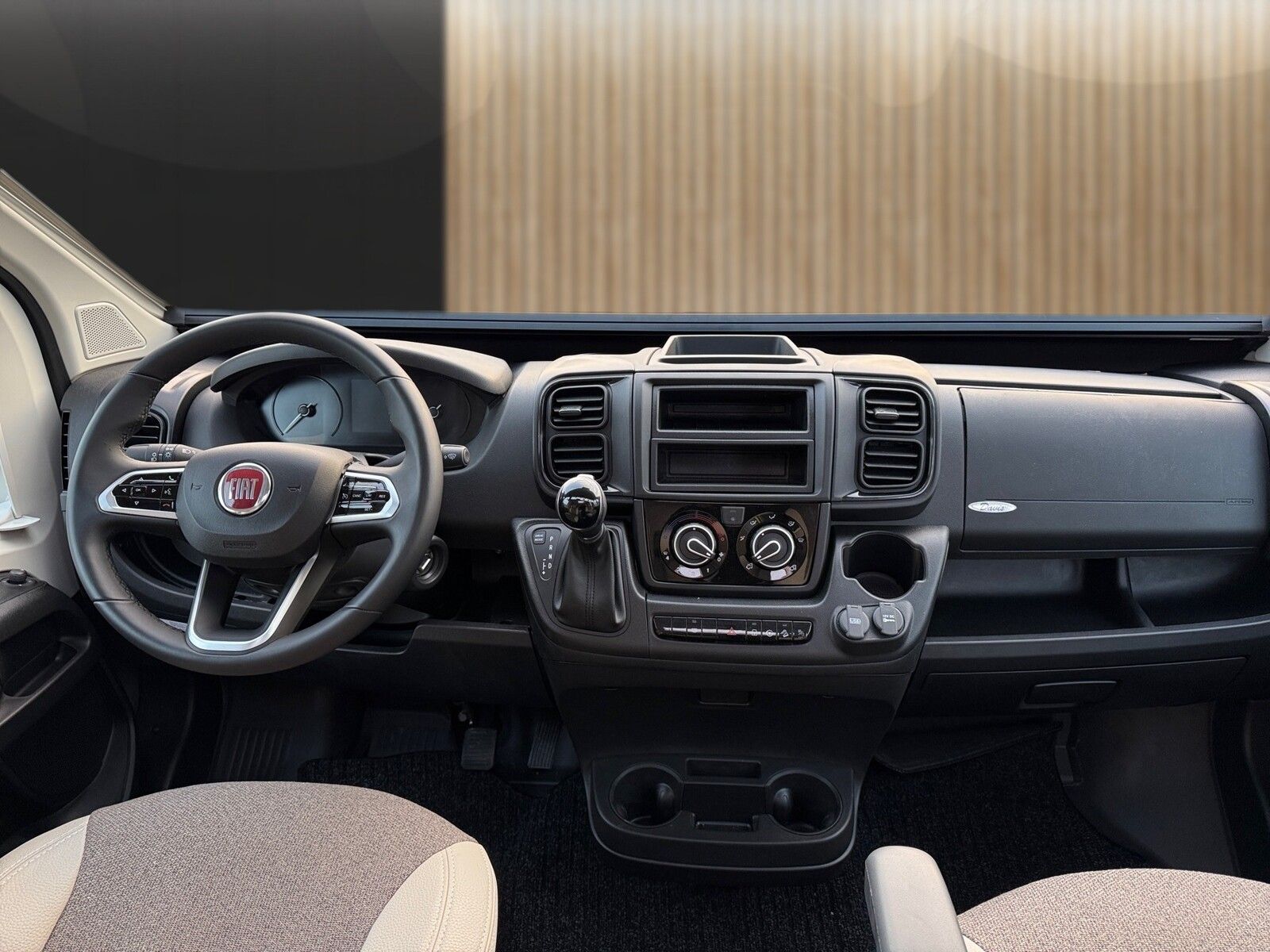 Fahrzeugabbildung Karmann Davis Lifestyle DA 620 LS Autom./Mark./Solar