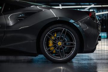 صورة مصغرة 40 لـ 2016 Ferrari 488 GTB