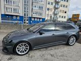 Audi RS4 Avant 2.9 TFSI quattro PANO*KAMERA*KEYLESS - Audi: A 9