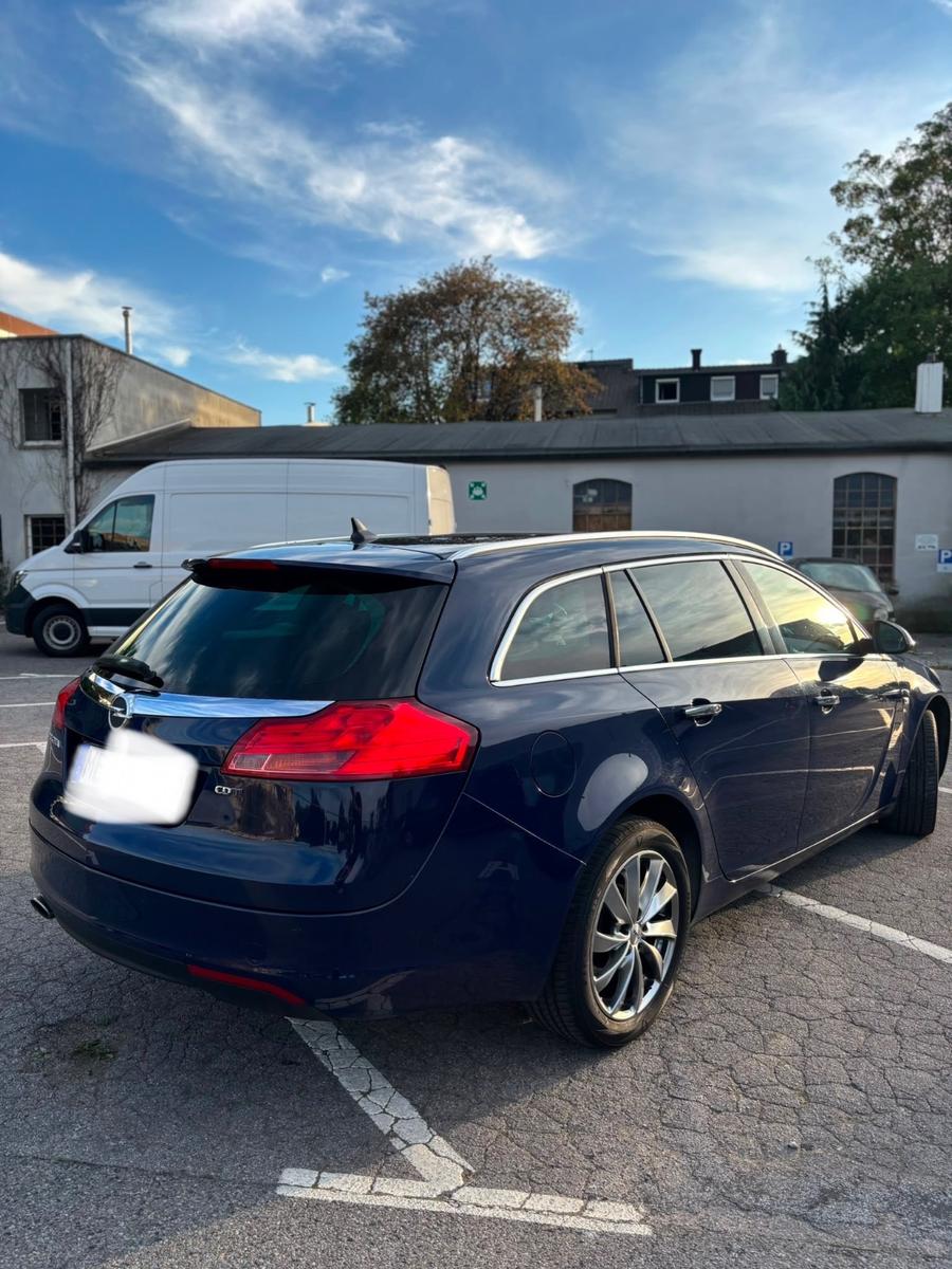 Opel Insignia Sports Tourer 2.0 CDTI Sport 118 kW...