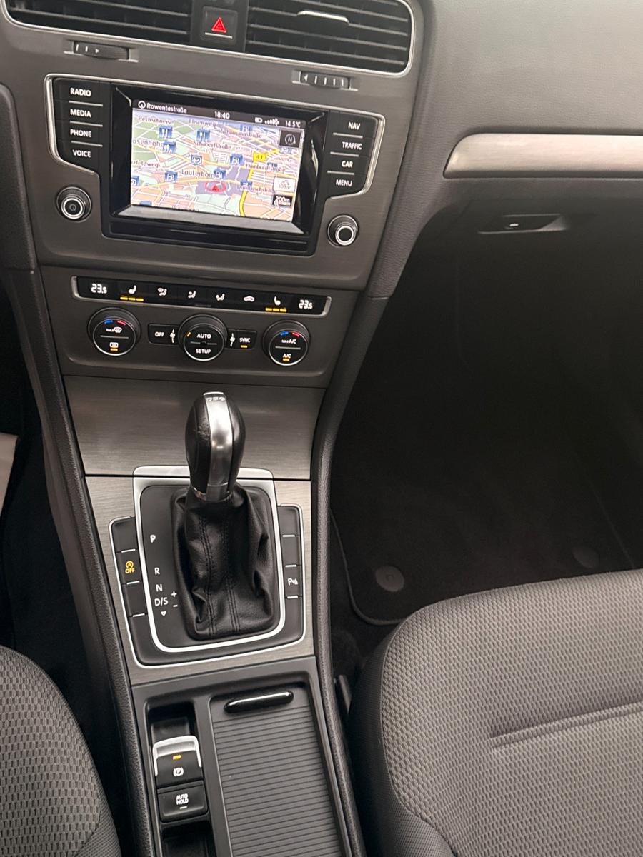 Volkswagen Golf 2013 — photo 35