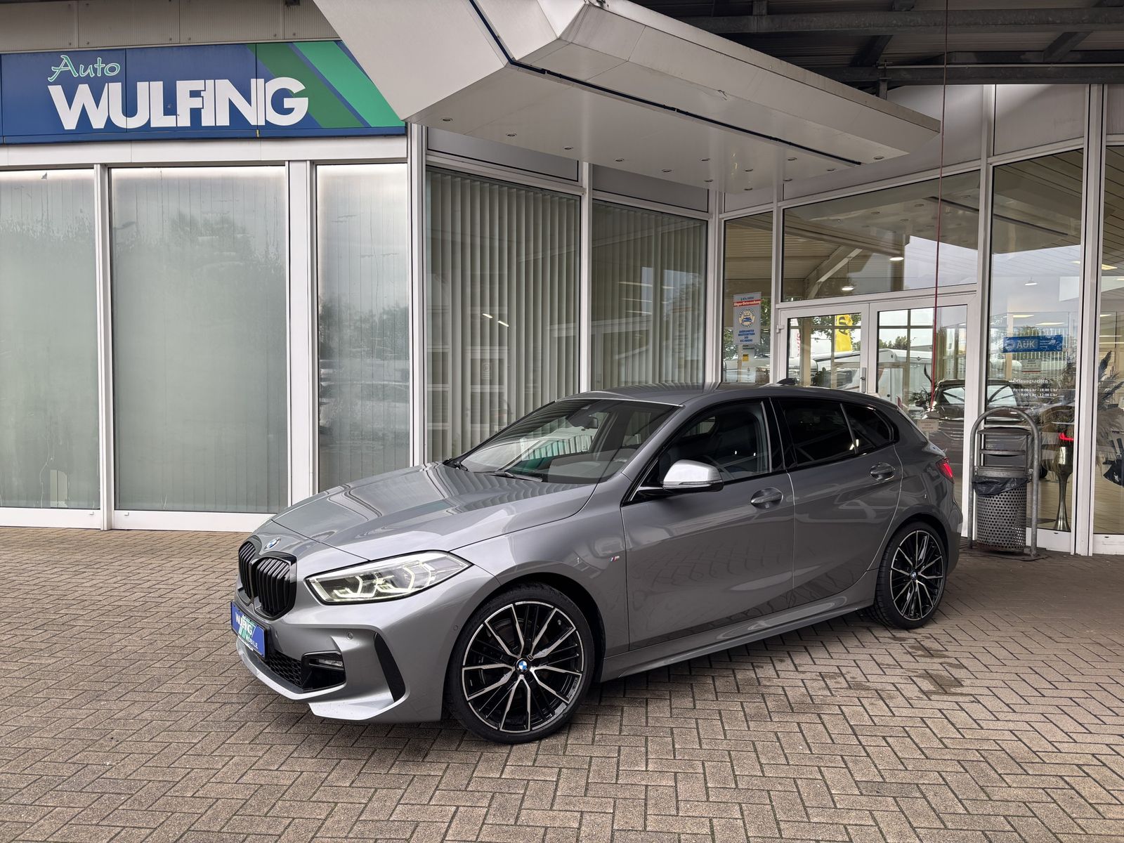 BMW 118 i M Sport 1.Hd LED FPK NAVI HARMANN&KARDON