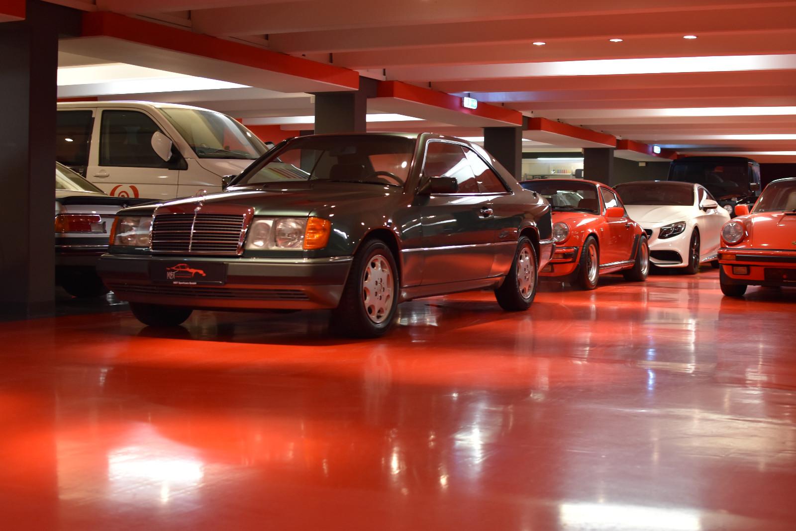 Mercedes-Benz CE 220 COUPÉ/150PS/AUT/H-KENNZEICHEN/SAMMLER/TOP
