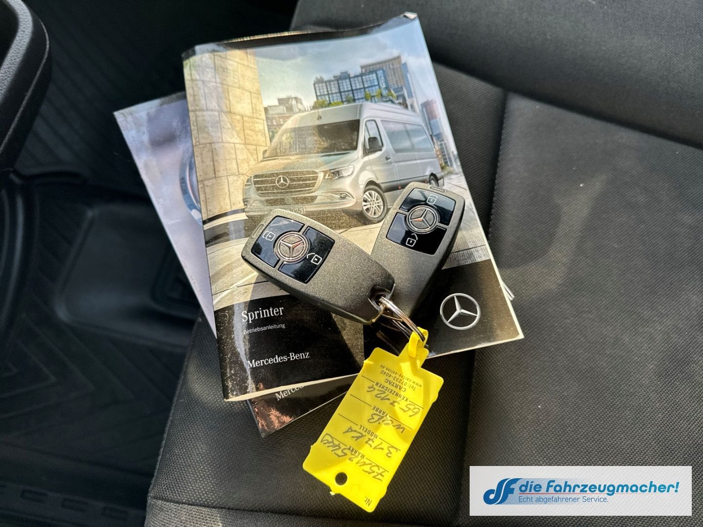 Fahrzeugabbildung Mercedes-Benz Sprinter III Kasten RWD AWD 317 CDI L2 Navi 360