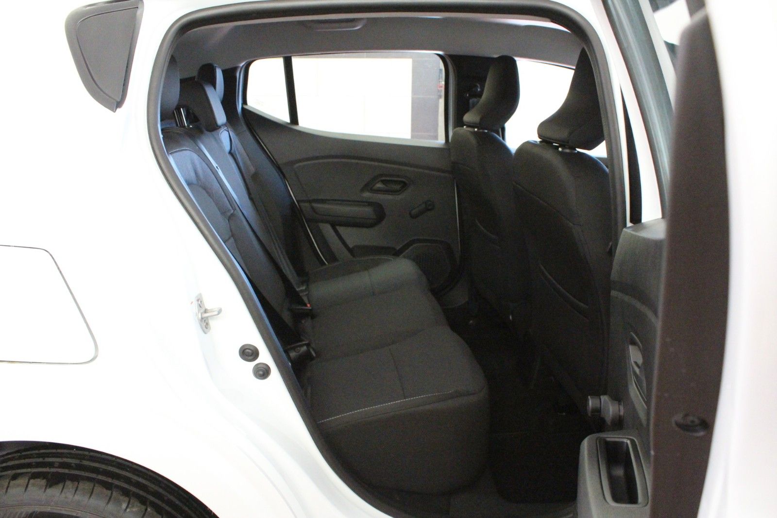 Fahrzeugabbildung Dacia Sandero SCe 65 Essential*Klima*Media Display*