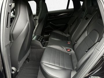 Porsche Panamera - 8