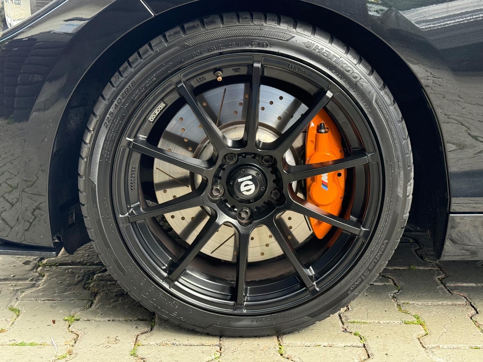 BMW M135i M-Sport 3.0 320ch - 2 ème main - H&K - Entretien récent - Carbone - Régulateur