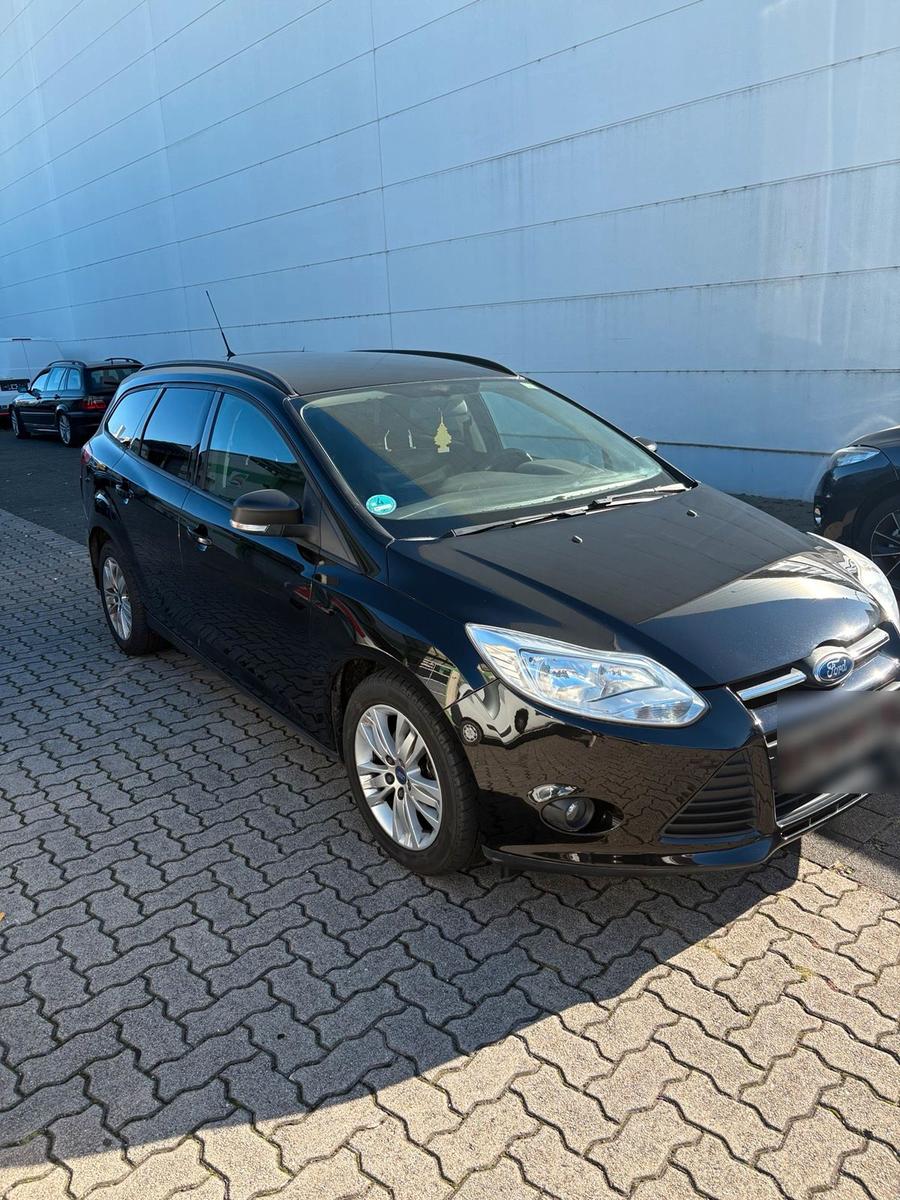 Ford Focus 2014 — photo 7