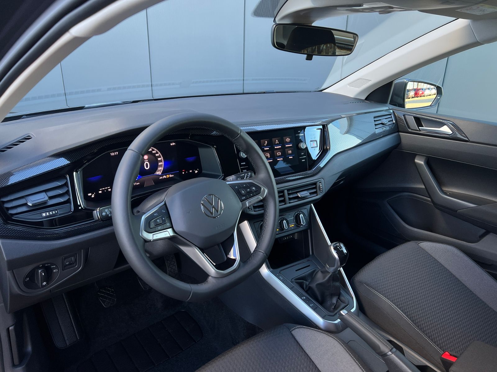 Fahrzeugabbildung Volkswagen Polo Life 1.0 TSI *LED, Klima, Sitzhzg., App-Con