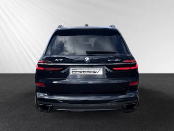 BMW X7 - 7