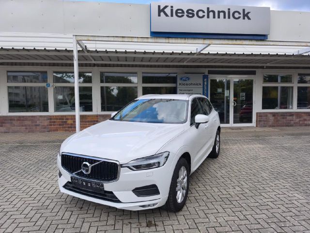 Volvo XC60 Momentum Pro AWD