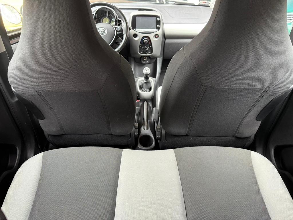 Toyota Aygo (X)