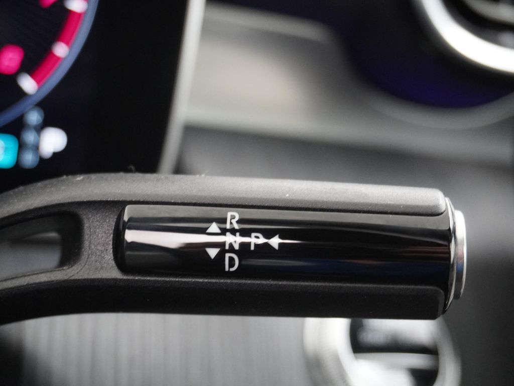 Mercedes-Benz C 200 Estate Launch Edition Luxury Line panorama
