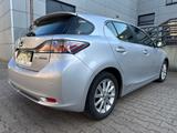 Lexus CT 200h HYBRID EXECUTIVE LINE 2.HAND/KLIMAUT/PDC - Lexus aus 2012 mit Hybrid-Antrieb