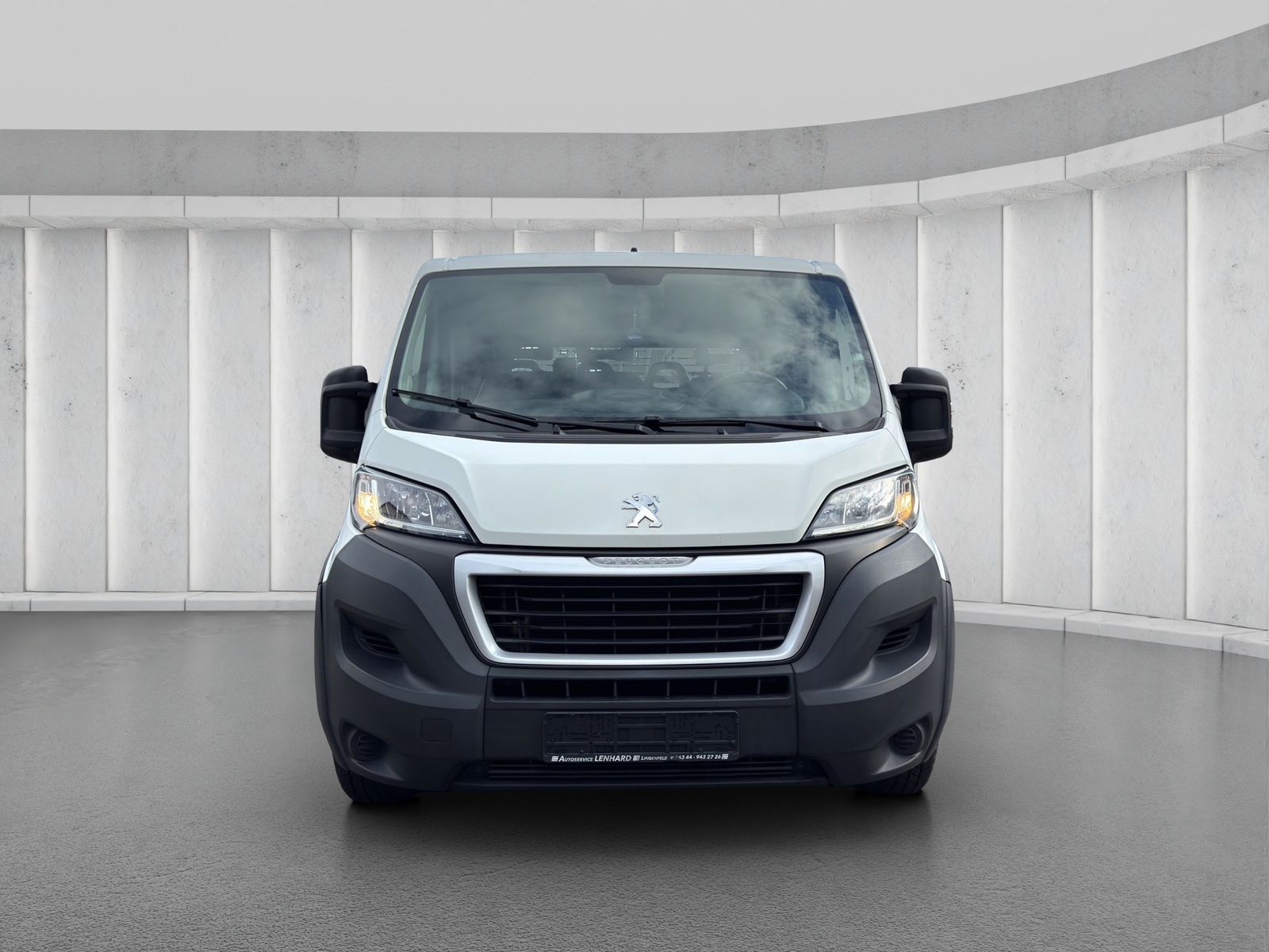 Fahrzeugabbildung Peugeot Boxer 435 L4 BlueHDi 165 DoKa*Klima*AHK*DOPPELK*