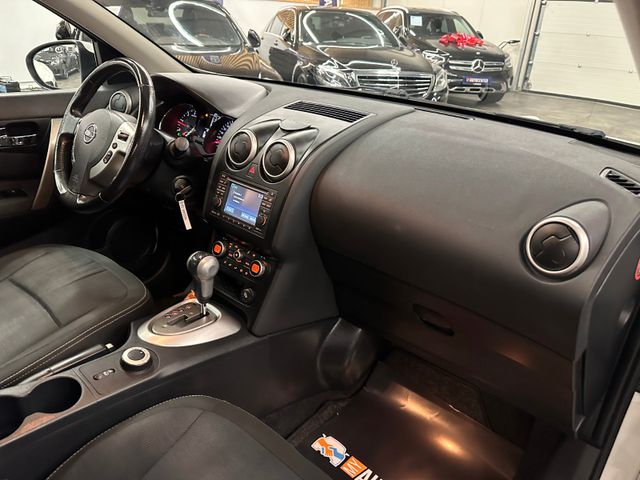 MYAUTOCENTER – Gebraucht- und Jahreswagen mit Werkstattservice in Pfaffenhofen Nissan Qashqai I-Way 4X4 *Klima*Kamera*Panorama*Navi*