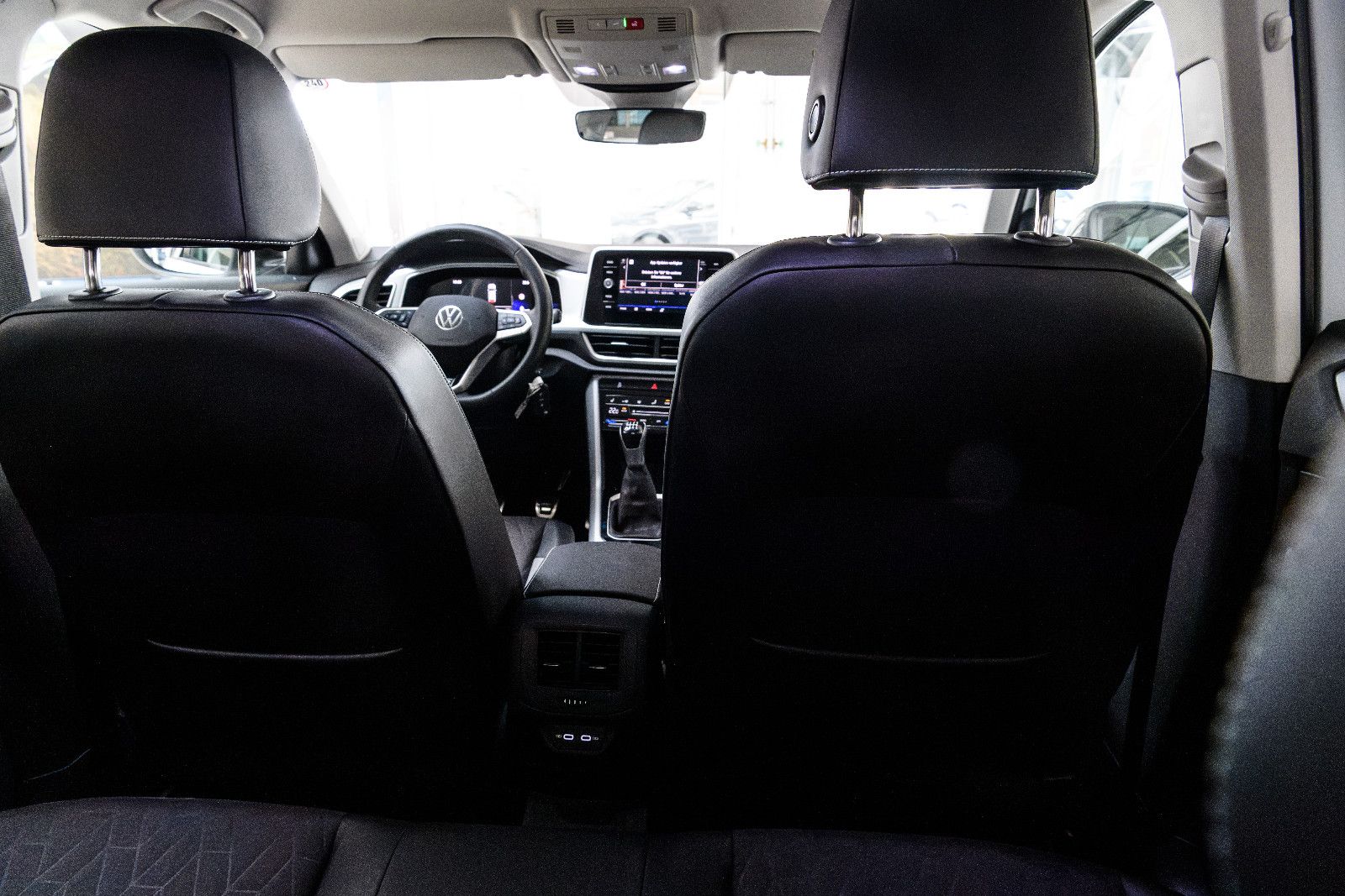 Volkswagen T-Roc - Bild 12