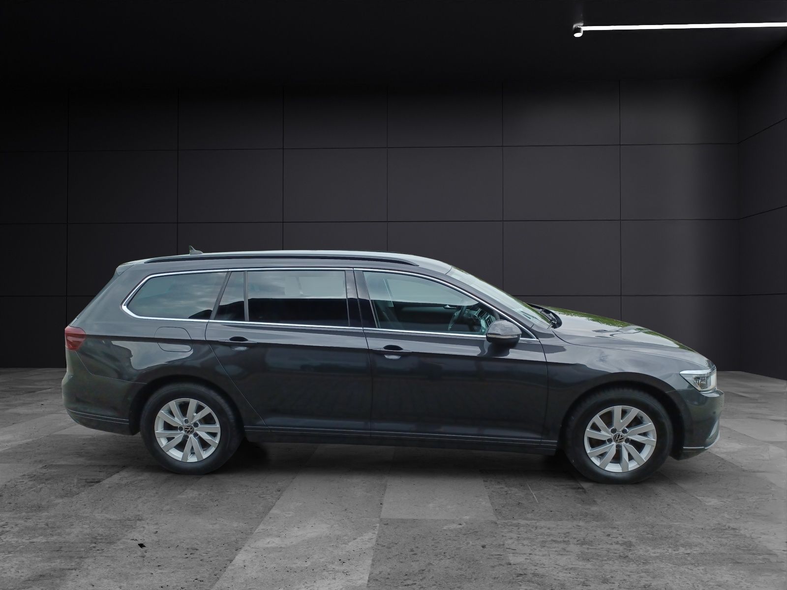 Fahrzeugabbildung Volkswagen Passat Variant TDI Business Matrix Navi ACC RFK
