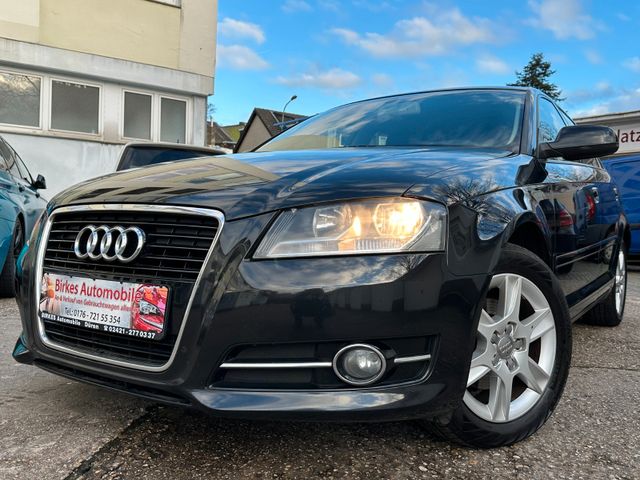 Audi A3 1.6 TDI Attraction Sportback - Navi