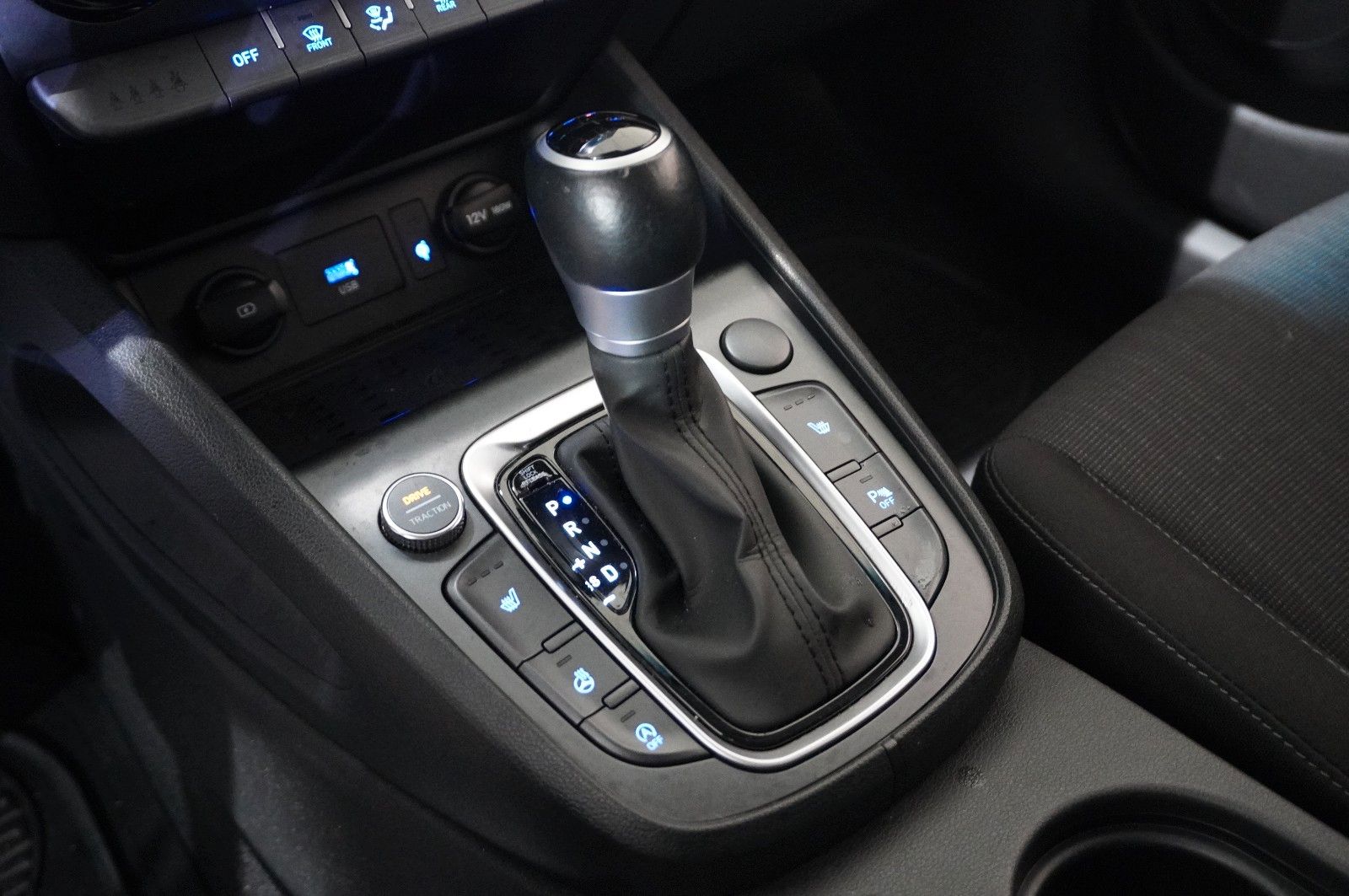 Fahrzeugabbildung Hyundai Kona 1.0 T-GDI STYLE DCT NAVI/LED/KAMERA/VIRTU.