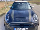 MINI Cooper SE Resolute Editon Resolute Editon - MINI Cooper SE: Resolute Editon