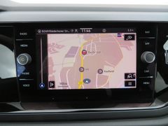 VW Taigo 1.5 TSI R-Line DSG Navi IQ.Light Lane 17'' VW Taigo 1.5 TSI R-Line DSG Navi IQ.Light Lane 17''